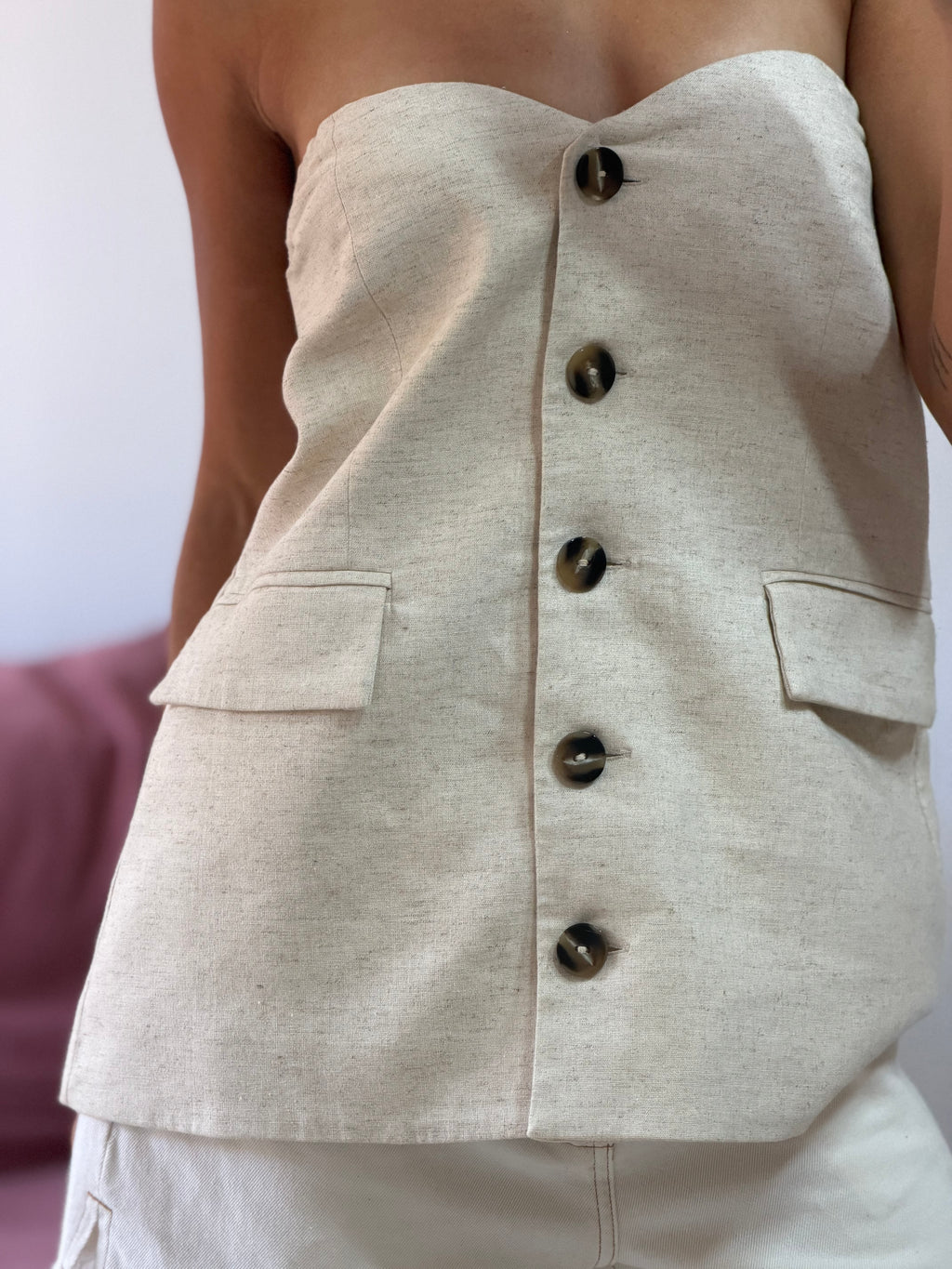 blusa tomara-que-caia aquarella bege