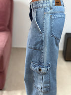 calça jeans cargo cintura baixa