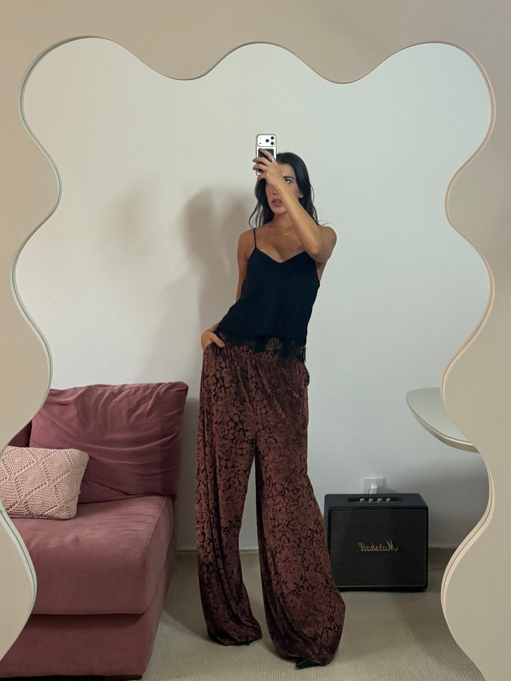 calça pêo estampada texturizada marrom com transparência