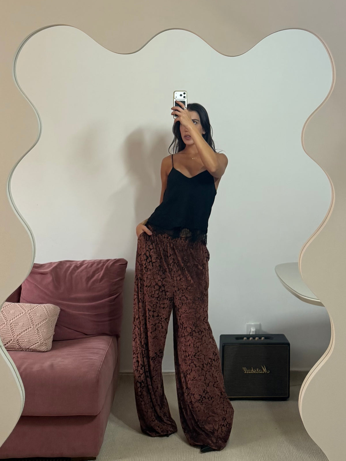 calça pêo estampada texturizada marrom com transparência