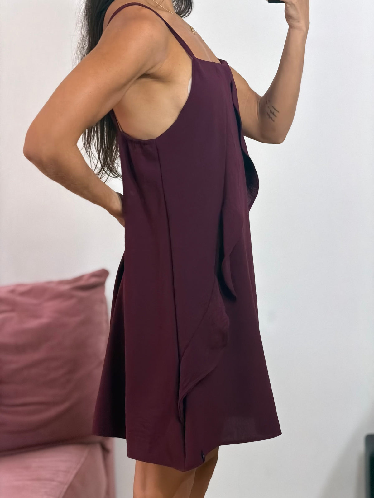 vestido vinho bordô curto