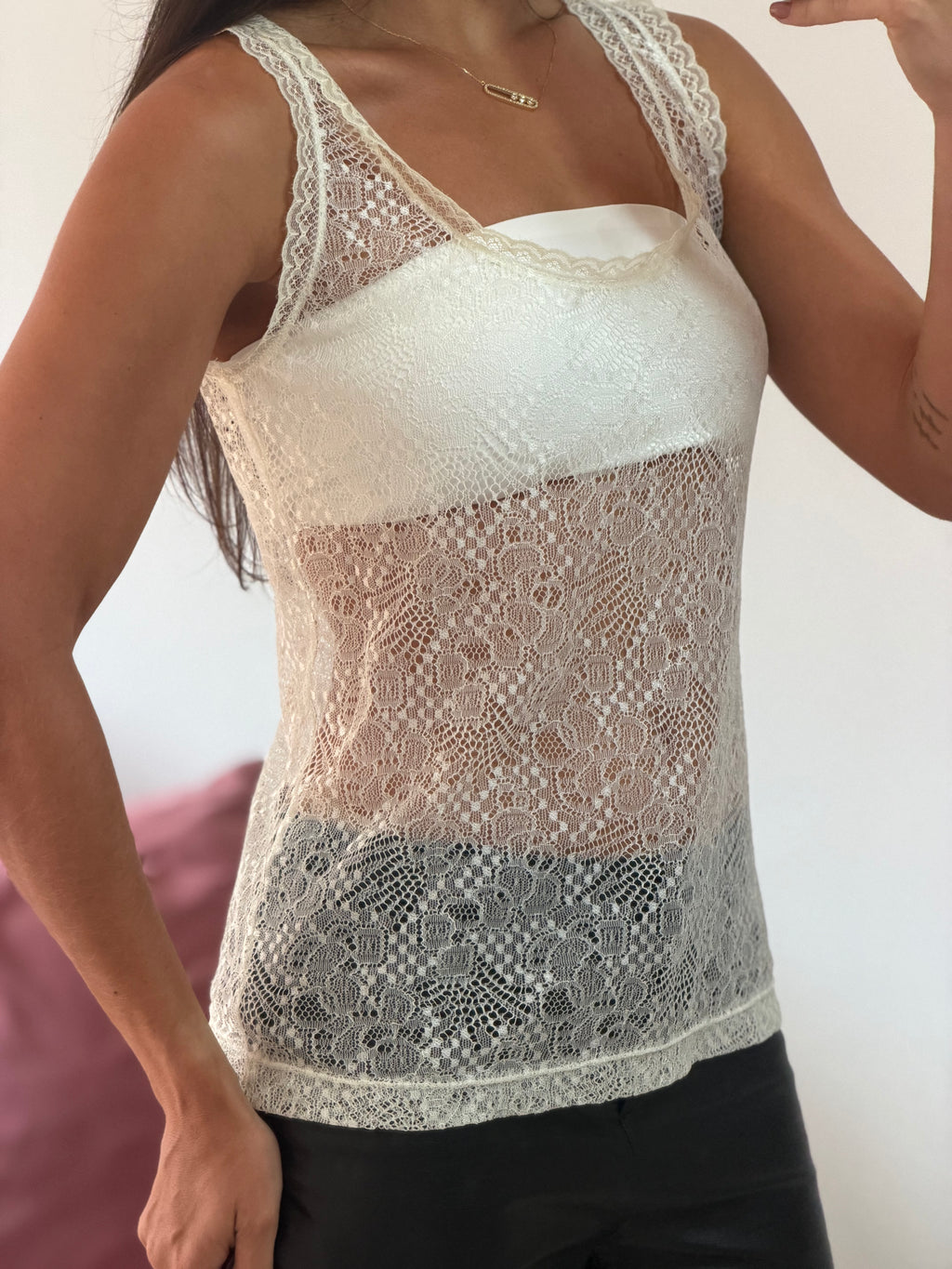 blusa renda off white mixed