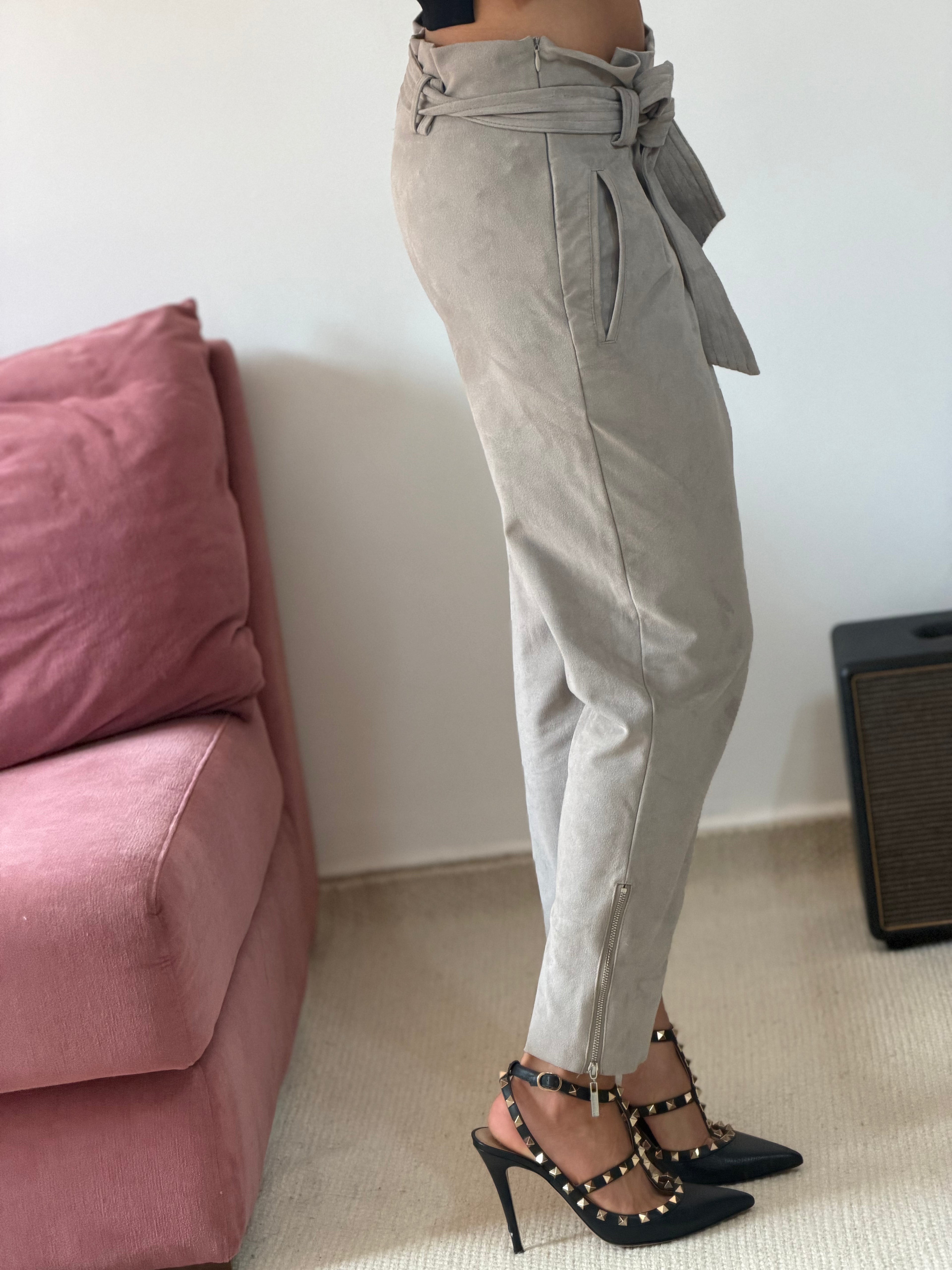 calça lelis blanc camurça cinza