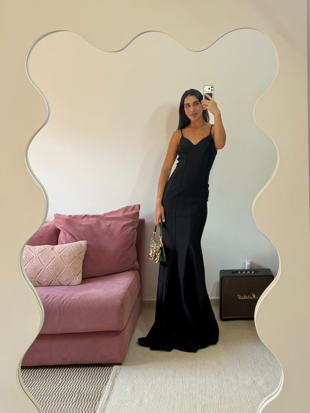 vestido longo zen preto com cauda
