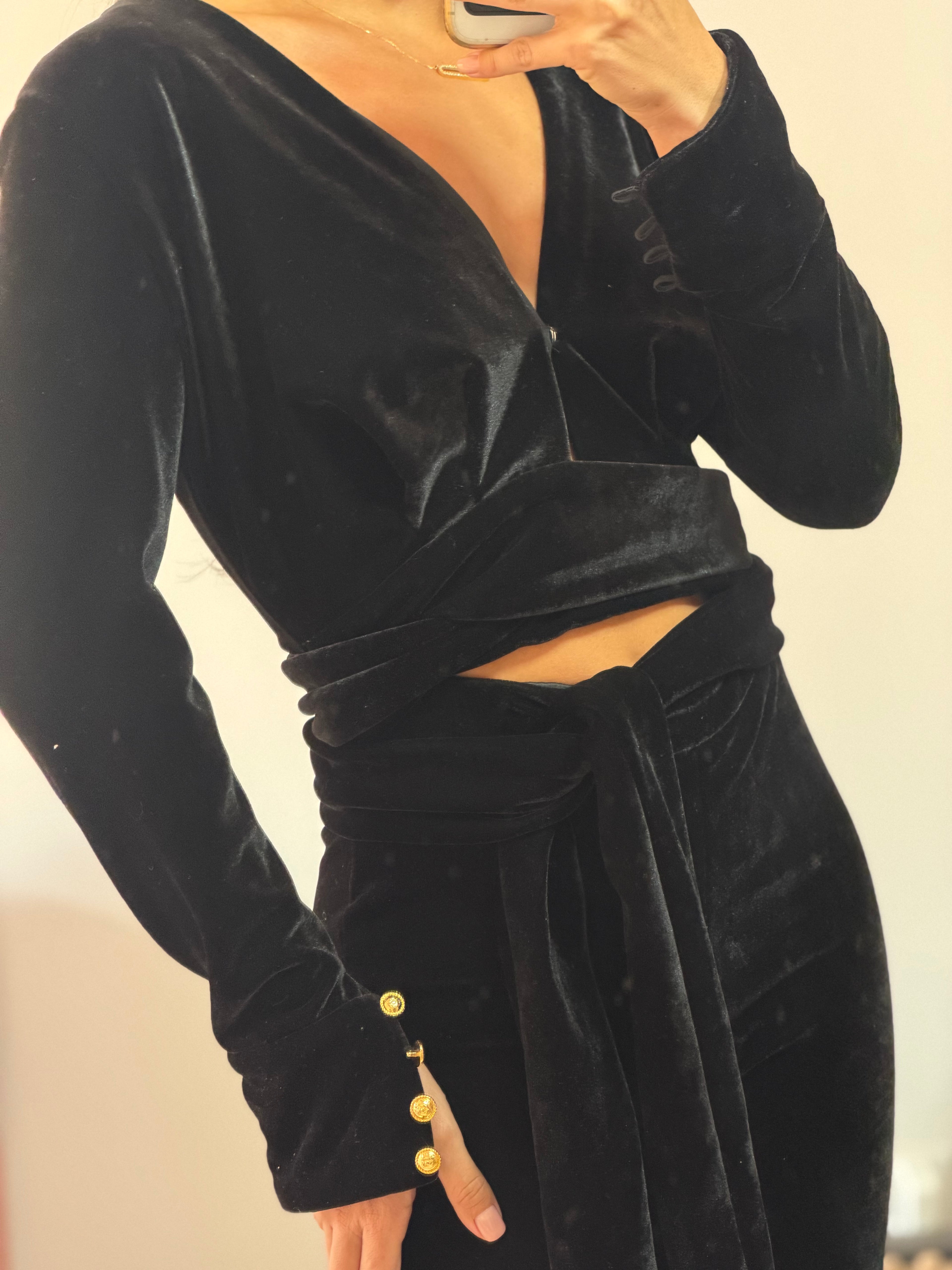 macacão agilitá preto veludo pantalona com amarração