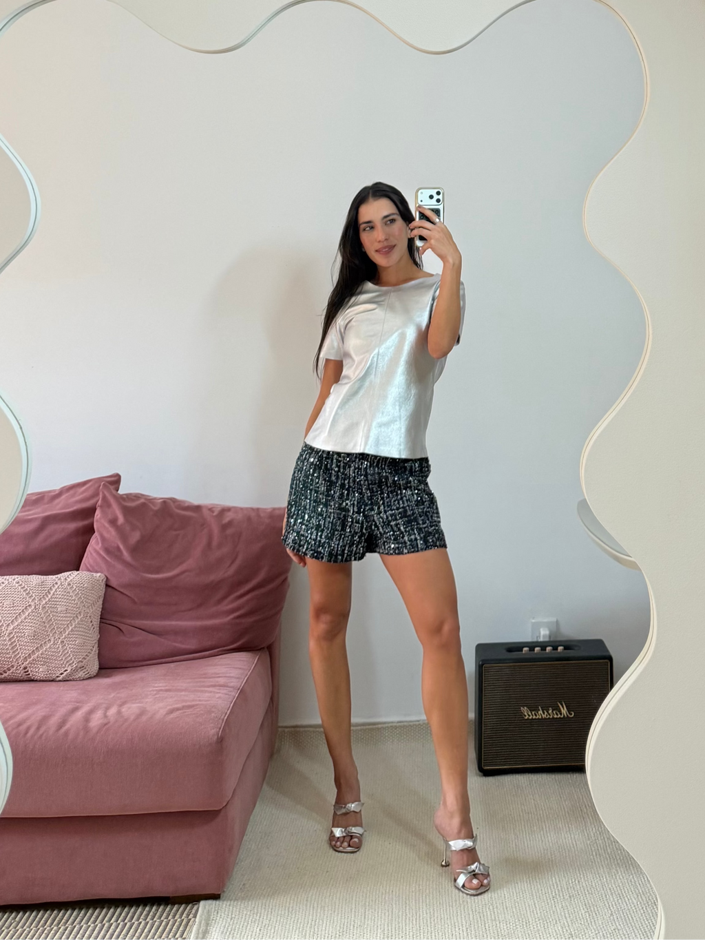 shorts canal preto tweed com paetê